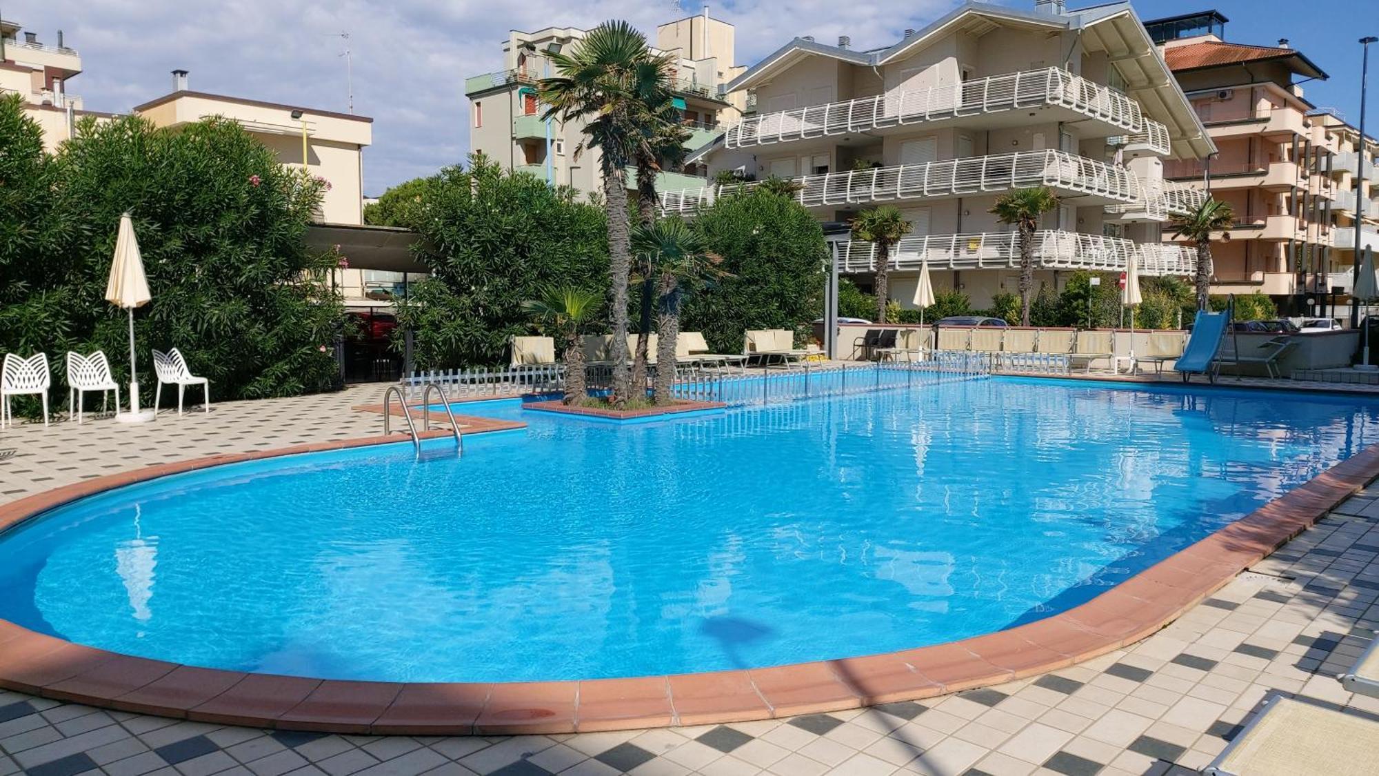 Hotel De Paris Lido Di Savio Kültér fotó
