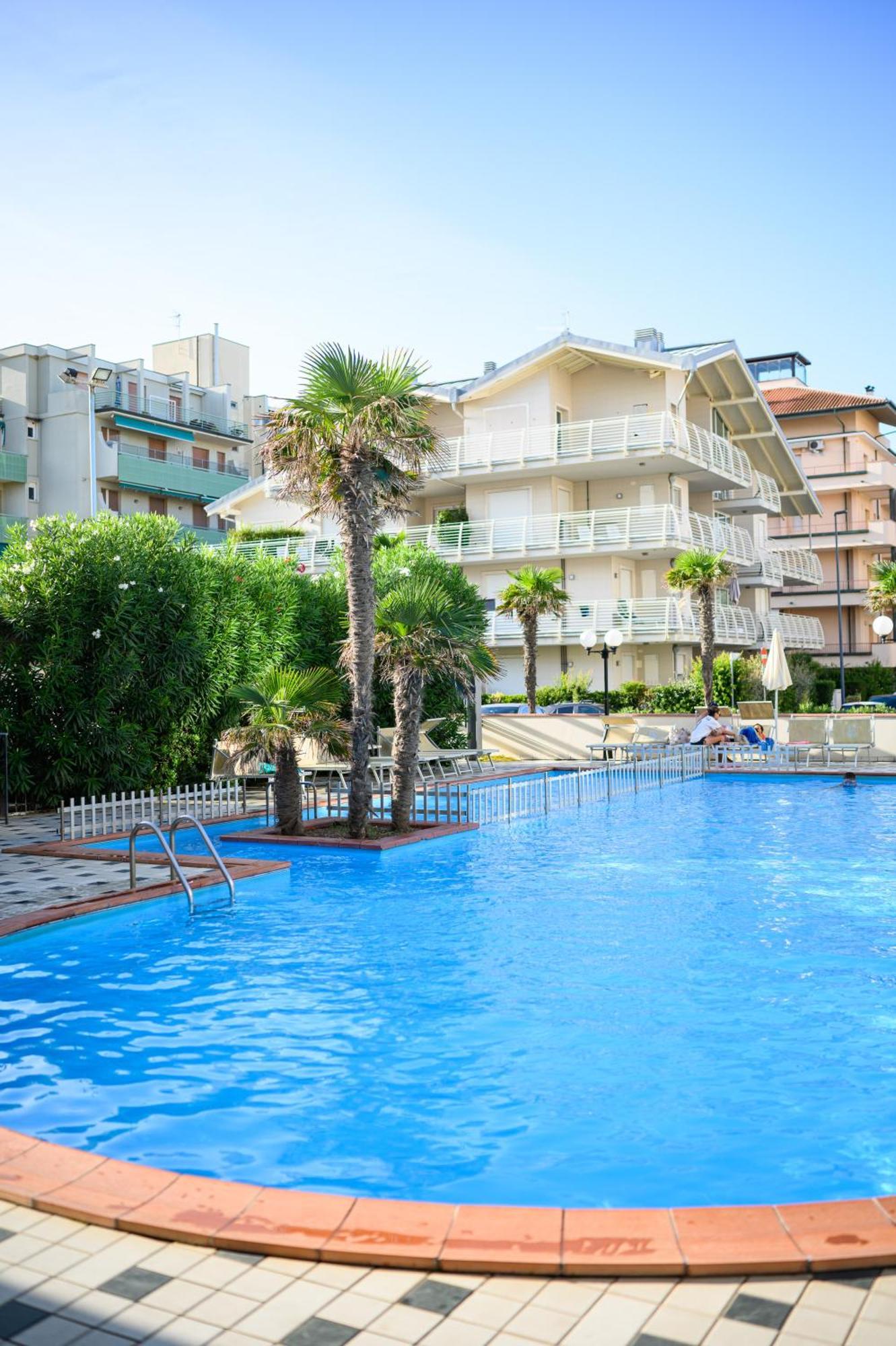 Hotel De Paris Lido Di Savio Kültér fotó